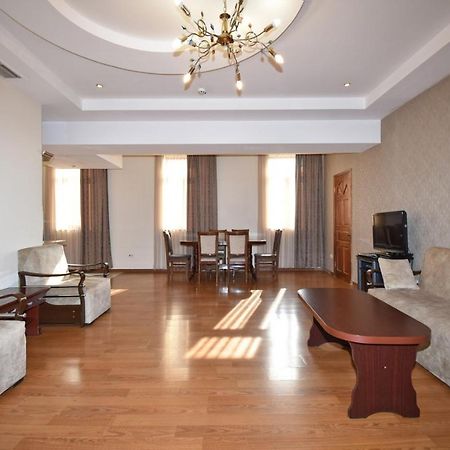 Abovyan Street 16, Apartment No 24 Yerevan Luaran gambar
