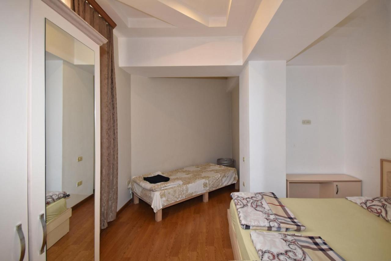 Abovyan Street 16, Apartment No 24 Yerevan Luaran gambar