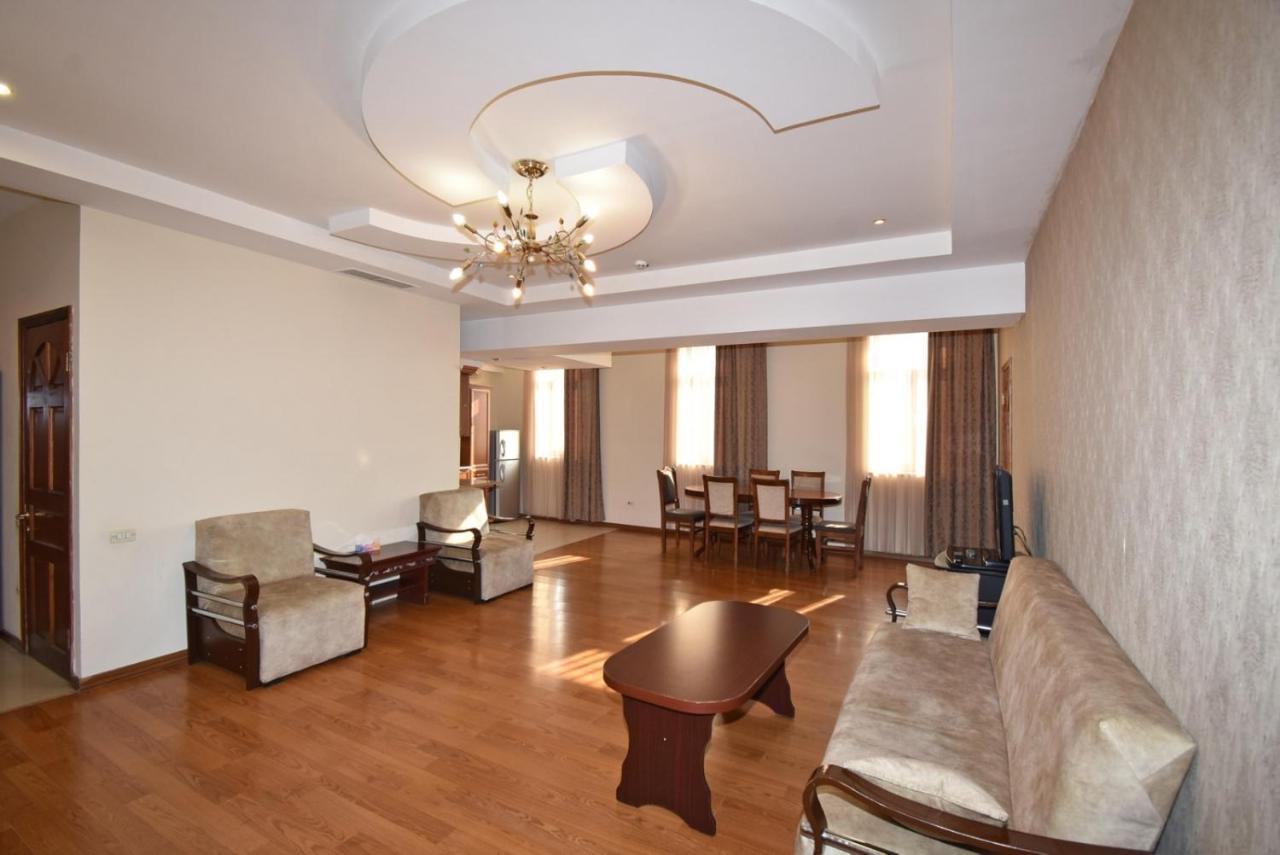 Abovyan Street 16, Apartment No 24 Yerevan Luaran gambar