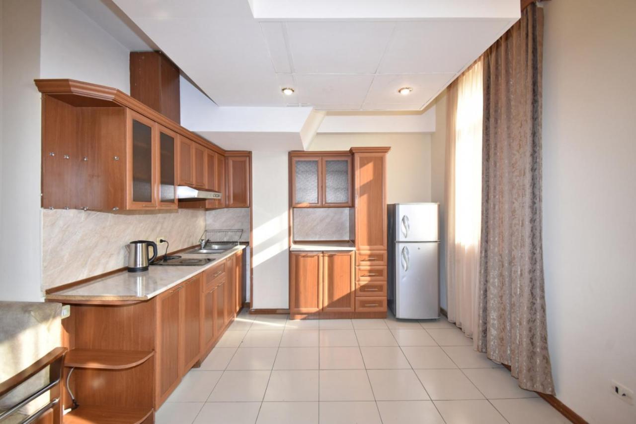 Abovyan Street 16, Apartment No 24 Yerevan Luaran gambar